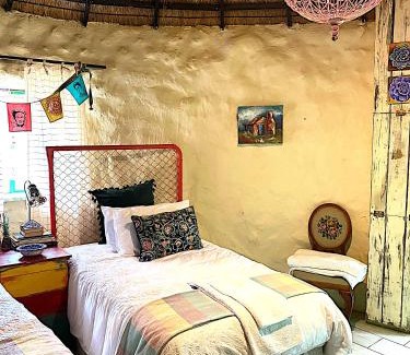 Tierpoort House | ilyn pottery cottage