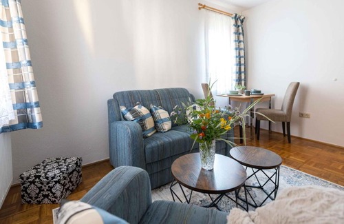 Fehrenbach Apartment | Im alten Kino