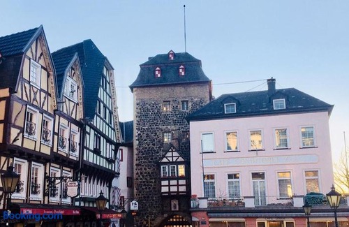 Linz am Rhein Apartment | Im kleinen Stil ll