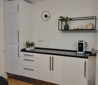 Wiesdorf Apartment | Im Zentrum von Leverkusen, helle 3-Zimmerwohnung 80 m2