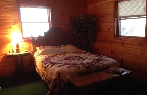 Somerdale Cabin | Imagine Family/Farm/Fun -Kids Outdoor Adventures, Hiking, Fishing, BonFire, Cows