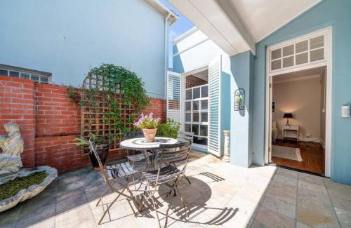 Muizenberg House | 'Imagine' - Surfers Corner Muizenberg Village