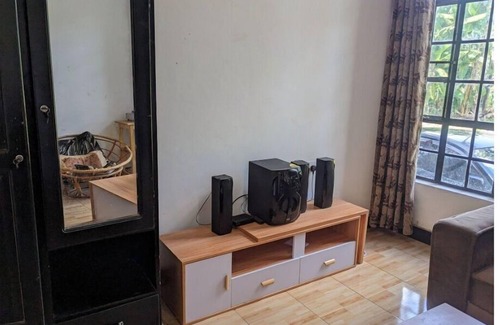 Moshi House | Imani house Village house located in slope of mountain Kilimanjaro.