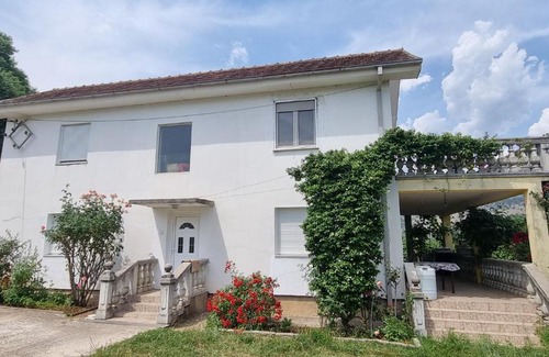 Danilovgrad Municipality Apartment | Imanje Pavlicic - Vila Jovanka