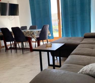 Gornja Toplica Apartment | Ime Ruze apartmani Banja Vrujci