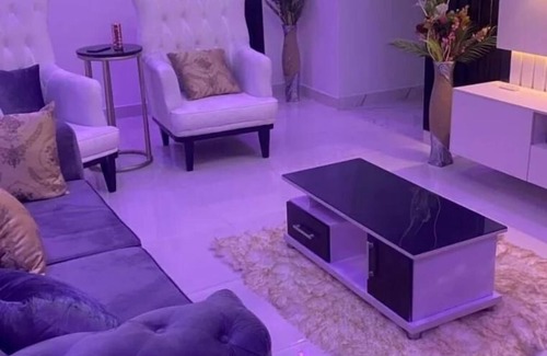 Ogombo Apartment | Immaculate 2-Bed Apartment in Lekki Ajah