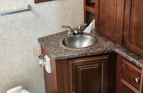 College Station House | Immaculate 2016 Georgetown Motorhome located in 12thPark RV Resort for game day