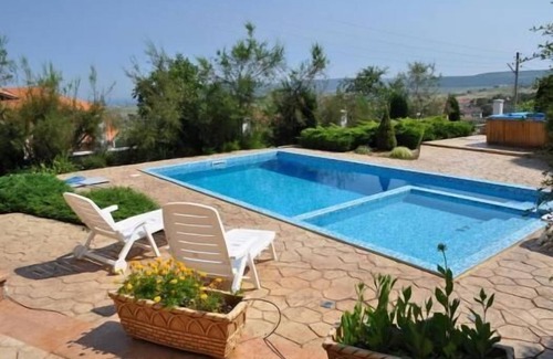 Osenovo Villa | Immaculate 6-Bed Villa in Balchic Bulgaria