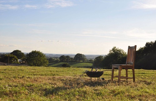 Shaftesbury Cabin | Immaculate and cosy Bell tent in Shaftesbury, UK