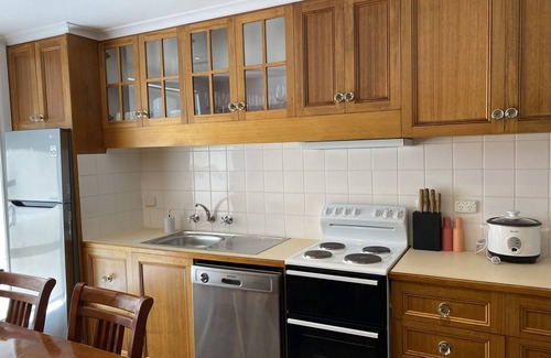 Lenah Valley Apartment | Immaculate Apartment in Lenah Valley, 4.5 KM’s to the Hobart CBD