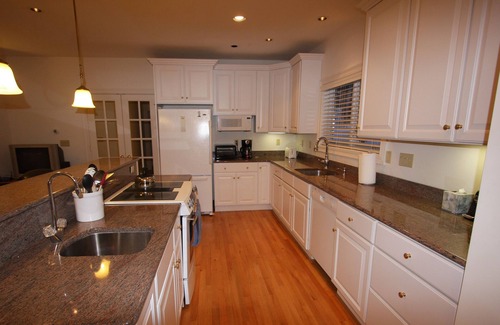 Edgecomb House | Immaculate Boothbay Region Waterfront Home With Electric Vehicle Charging