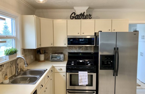 Meridian House | Immaculate, bright & airy newly updated home in gorgeous Meridian next to Boise!