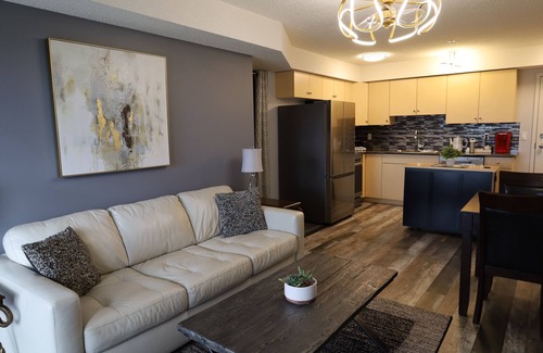 Saskatoon Condo | Immaculate + cozy condo across from park