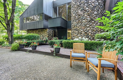 Howell Villa | Immaculate Howell Villa on Pardee Lake w/Grill!