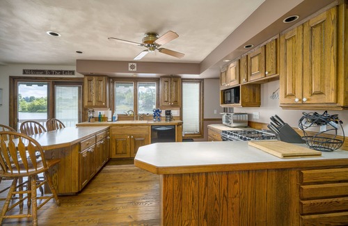 Findley Lake House | Immaculate & Spacious Lakefront Home/Intsa: griffinslanding x findley lake