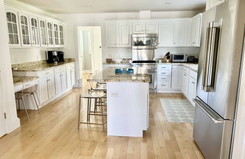 Nantucket House | Immaculate Surfside 4 Bedroom Home with Private Pool and Tennis, Car Ferry resi