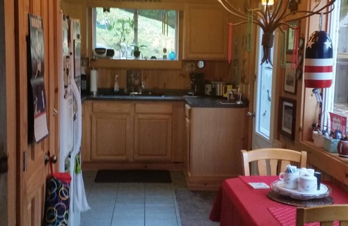 Vassalboro House | Immaculate View On Webber Pond With Boat Rental Option