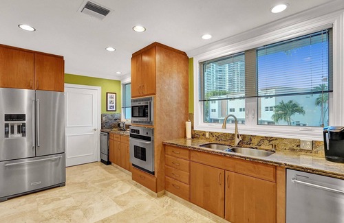 Eastern Shores House | Immaculate Waterfront Villa - Private Heated Pool, Gas BBQ & High Speed Internet