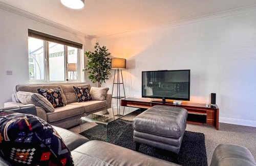 Broadstone House | Immaculately presented house