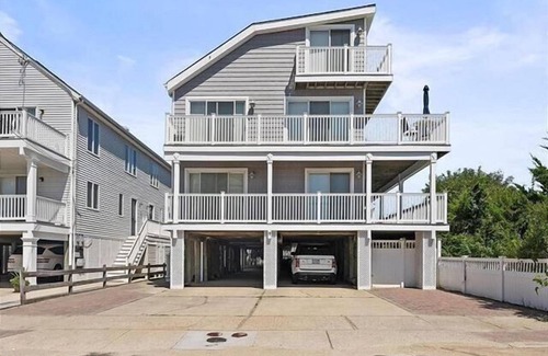 Dennisville House | Immaculately Renovated Beachfront Townhome with Incredible Views!