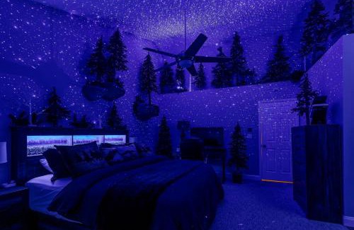 Lakewood Villa | Immersive Spa Retreat with Sauna & 15m to Red Rocks