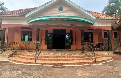 Jinja Hotel | Impala Suites Jinja