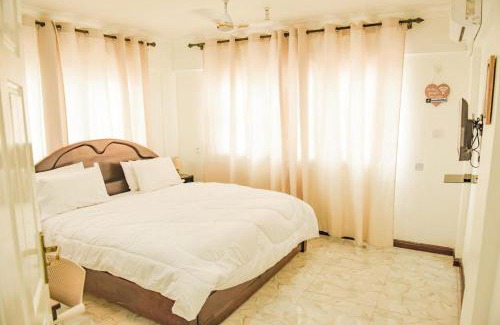 Santeo Apartment | Impeccable 1-Bed Airbnb in Borteyman
