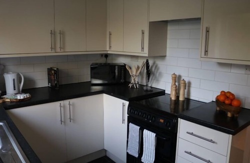 Mapperley House | Impeccable 2-Bed House in Nottingham