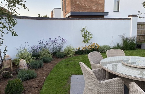 Clyst St Mary House | Impeccable 3-Bed House - Topsham, Exeter