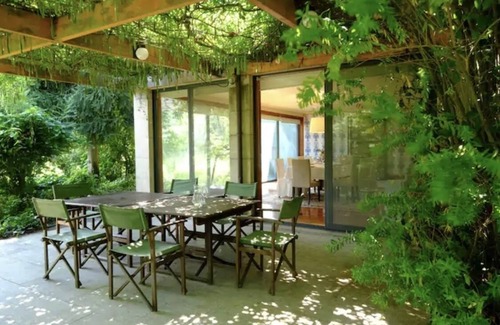 Santa Cruz do Douro House | Impeccable 5 Bed House in Santa Cruz do Douro