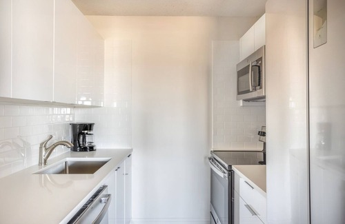 Allston Apartment | Impeccable Allston 1BR, nr Boston U & Green Line, by Blueground