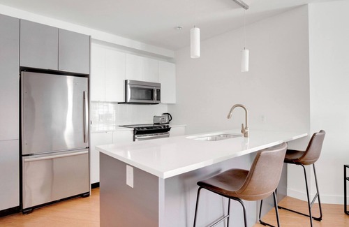 Chinatown Apartment | Impeccable Downtown 1BR w/Gym & W/D, near South Station, by Blueground