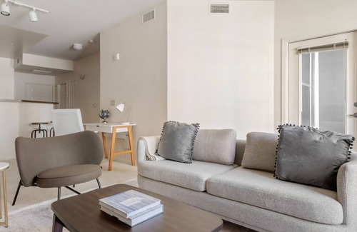 Central District Apartment | Impeccable Fremont 1BR w/ Pool, W/D & Gym, near TJ & WF, by Blueground