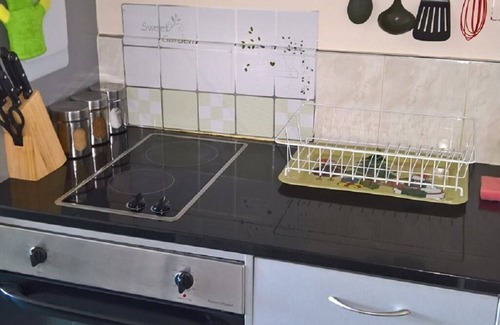 Auckland Central Business District Apartment | Imperial Gardens Sky Apartment