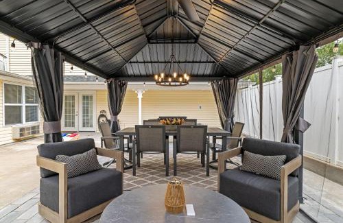 Kimmswick House | Imperial Porch Haven Cozy Fire Pit Fenced Yard