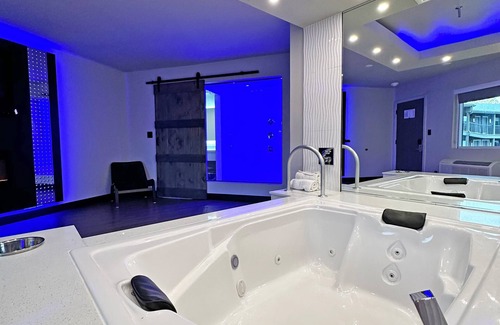 Jackson Hotel | Imperial Suites - Adults Only