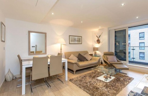 Sands End Apartment | Imperial Wharf Apartment