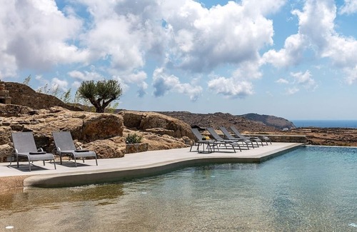 Plintri Villa | Impressive 10 Bedroom Villa, Private Infinity Pool with Panoramic Sea Views close to Elia Beach