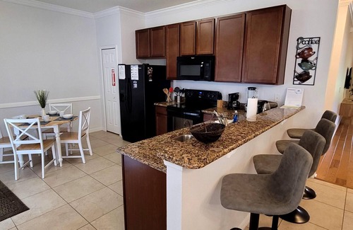Veranda Palms House | Impressive 5Beds w/ Private Movie Theater