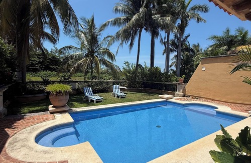 Punta Cancun House | Impressive colonial house in hotel zone with private swimming pool