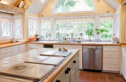 Southbridge House | Impressive Unique Waterfront Pool Resort Country Estate