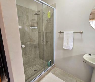 Beaufort West Apartment | Imvelo House