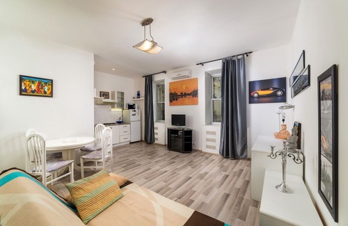 Lypky Apartment | 🌏💛💙🇺🇦 in Київ