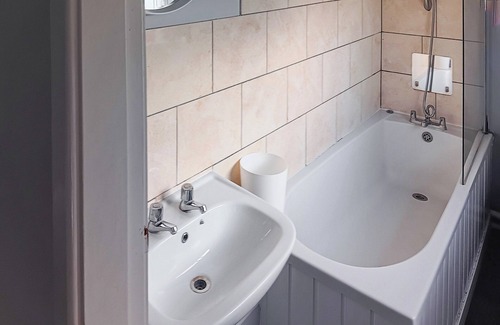 Sunderland Cottage | In a convenient location with a garden and free city centre parking available, this detached propert