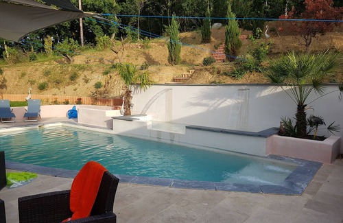 Calmeilles Villa | In a peaceful green setting oxygenate yourself in this prestigious villa