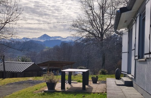 Astugue Villa | In a small village in the Pyrenean foothills near Bagneres de Bigorre & Lourdes
