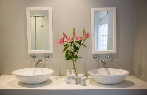 Montagu House | In Abundance Guest House