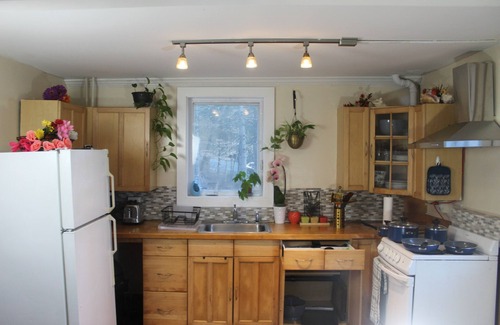 Amherst Condo | In Amherst with Hot tub 4 bed 1 Bath Welcome to long mountain suite! Book today!