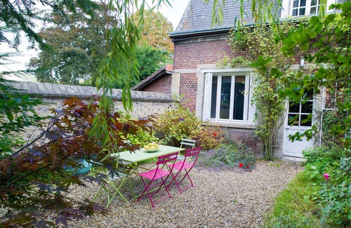 Gare-Jouvenet House | In an enclosed garden in the heart of Rouen