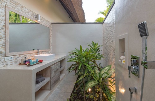 Dencarik Resort | In Balance Resort - Pool View Villa 1